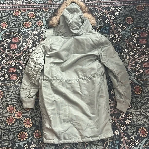 Abercrombie Green Jacket. - Picture 3 of 3